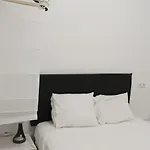 Lisbon's Cozy House * Лісабон