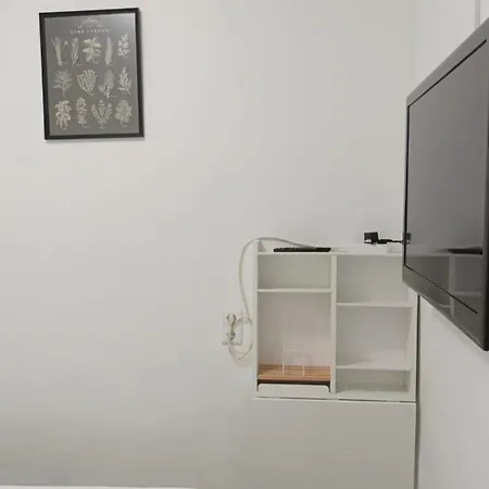 Lisbon's Cozy House Apartment