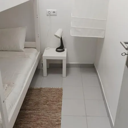 Lisbon's Cozy House Apartment